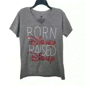 Disney store women's gray v-neck t-shirt size XL